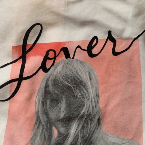 Taylor Swift Lover Crewneck Sweatshirt White Pink Album Graphic Medium Pullover - Picture 7 of 7